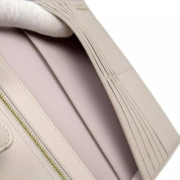 Auth Salvatore Ferragamo Gancio Bifold Long Wallet light beige leather - Picture 4 of 12